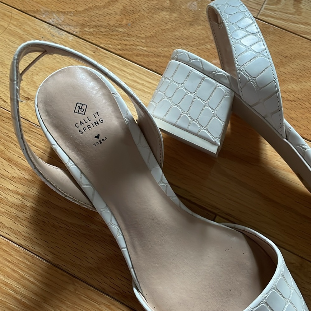 Call it Spring Sling Back Block Heels - Picture 5 of 6